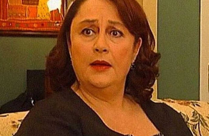Usta oyuncu Ayşegül Atik hayatını kaybetti