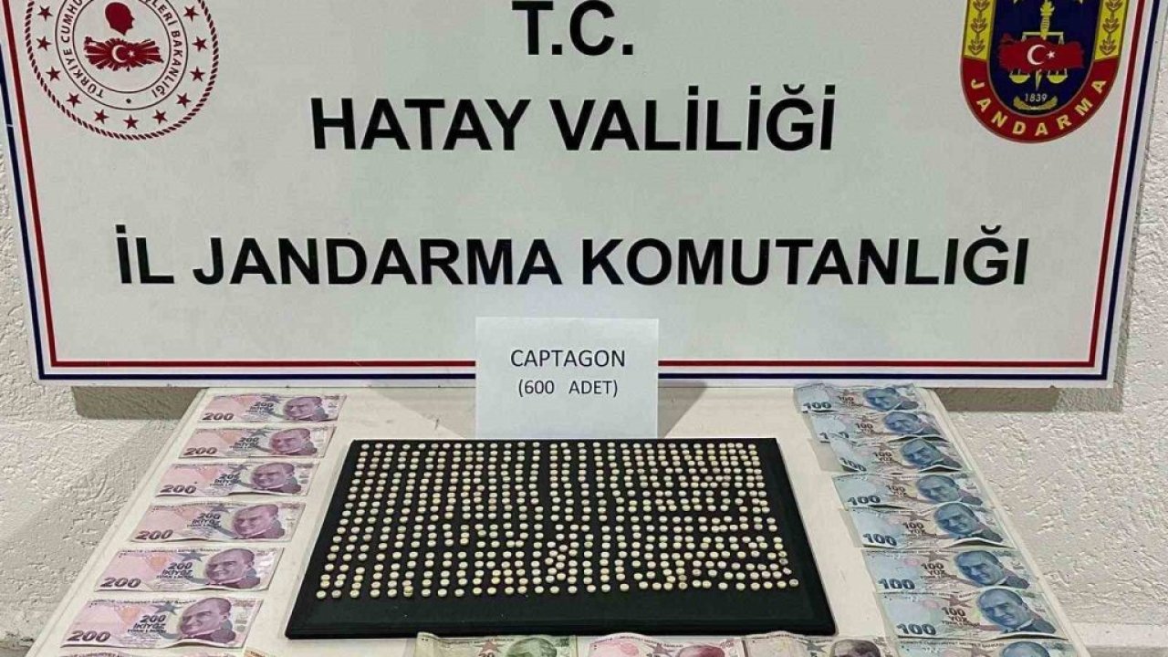 Arsuz’da 600 adet uyuşturucu hap ele geçirildi