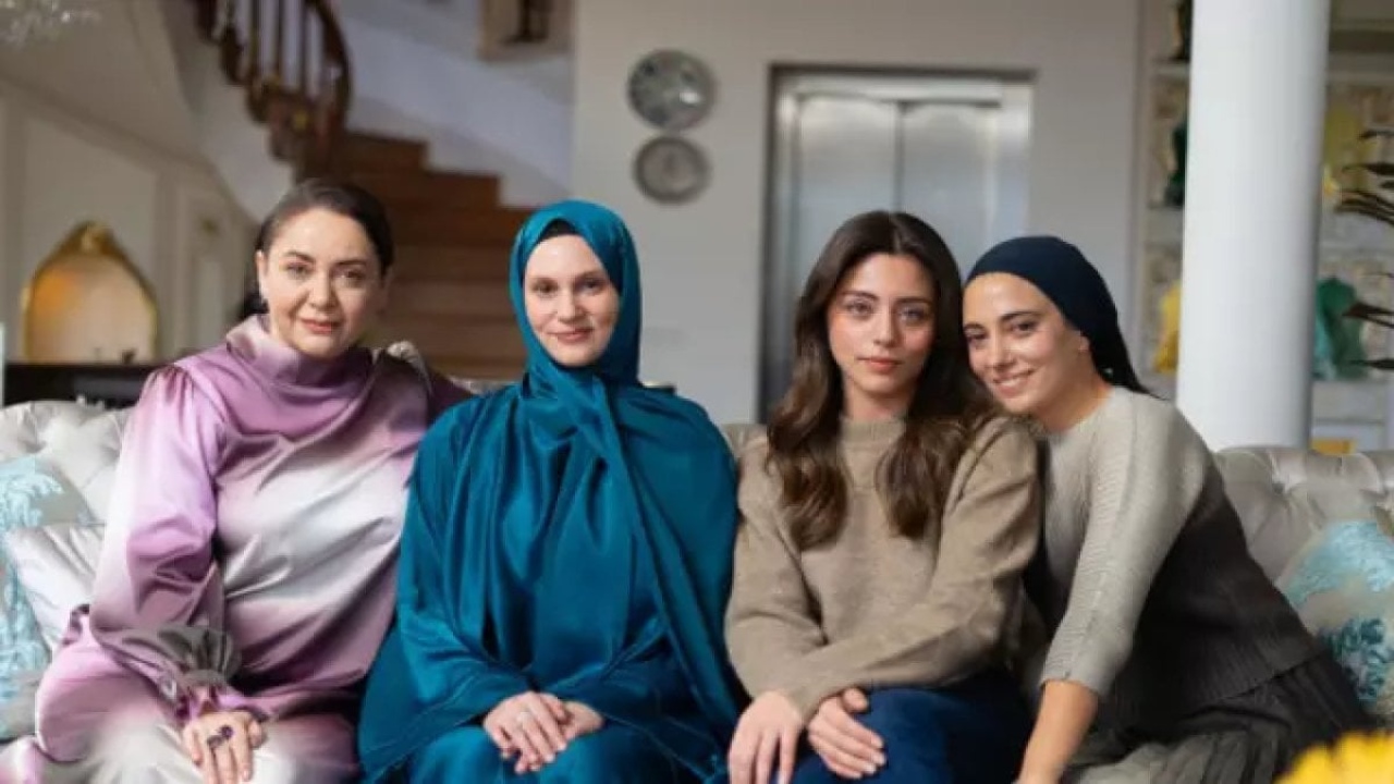 Kızılcık Şerbeti'nde çok konuşulmuştu! Meğer Farah Zeynep Abdullah 5 kuruş para almamış, tüm geliri bakın nere