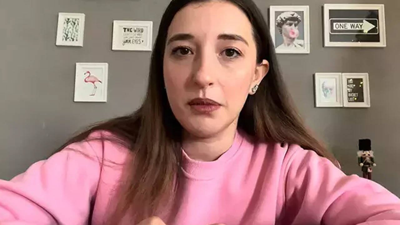 Twitch yayıncısı Pelin Baynazoğlu, meme kanserine yakalandığını açıkladı
