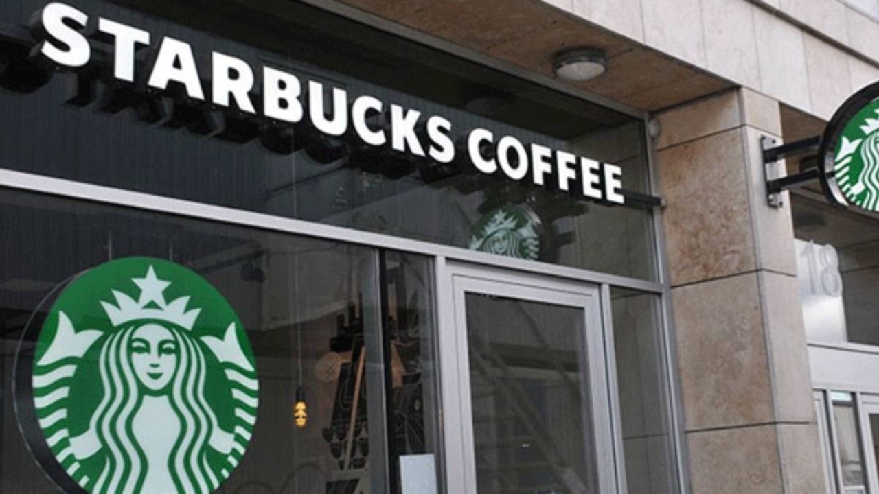 Dev şirket Starbucks'a rakip oldu! Protestolar yüzünden zor günler geçiren Starbucks'a asıl darbe şimdi geldi