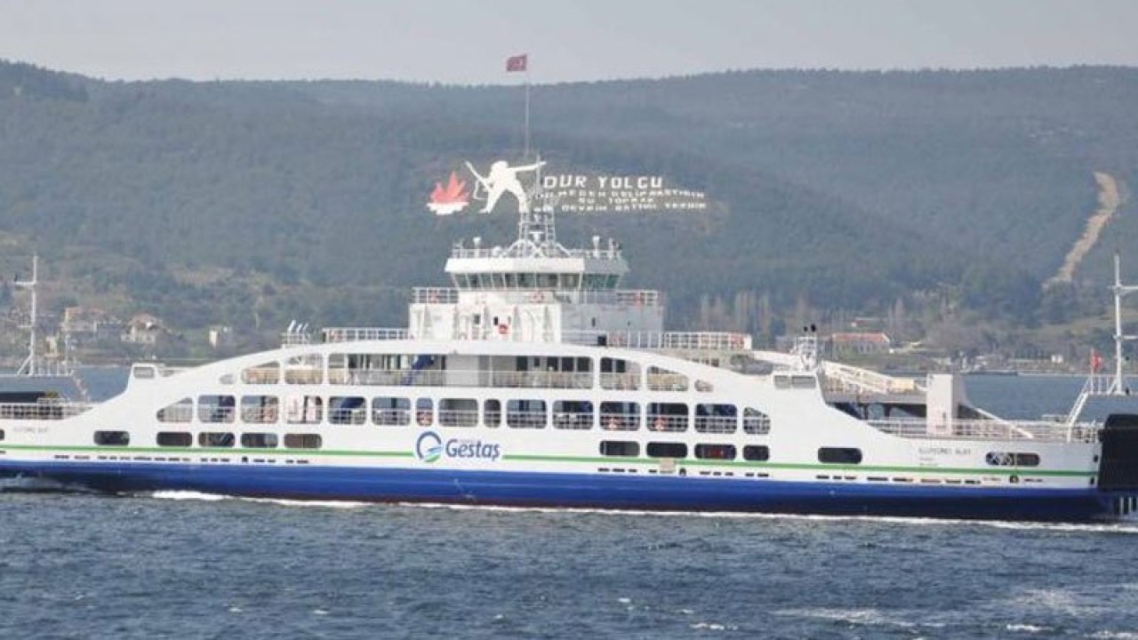 Çanakkale'de feribot seferlerine fırtına engeli