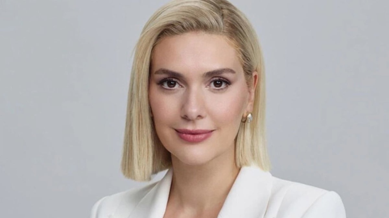 Bergüzar Korel'den Seda Sayan'a olay gönderme, Kadırgalı duyarsa çok fena kavga çıkacak