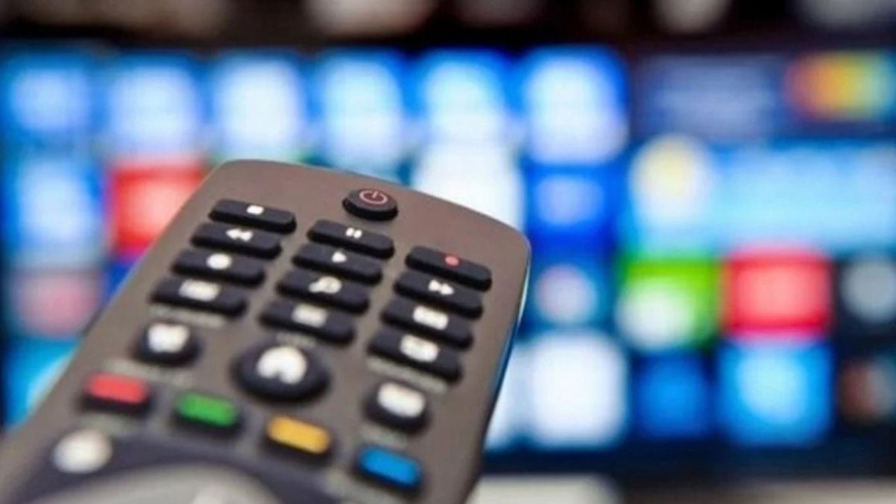 Star TV'nin reyting rekortmeni dizisinden final kararı! Kararı duyan seyirciler taş üstünde taş bırakmayacak!