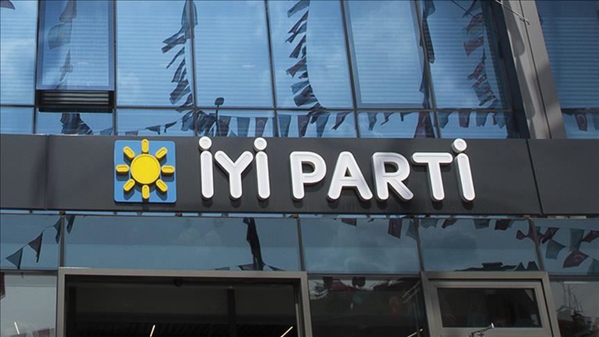 İYİ Parti'de istifalar sürüyor: Genel Merkezin politikalarıyla düşüncelerim uyuşmamaktadır