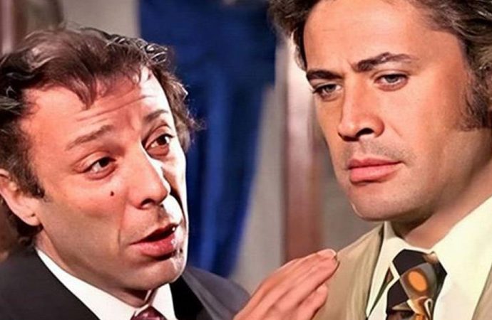 Arkın’dan ‘Münir Özkul’ anısı: Gözyaşlarımı silip sustum