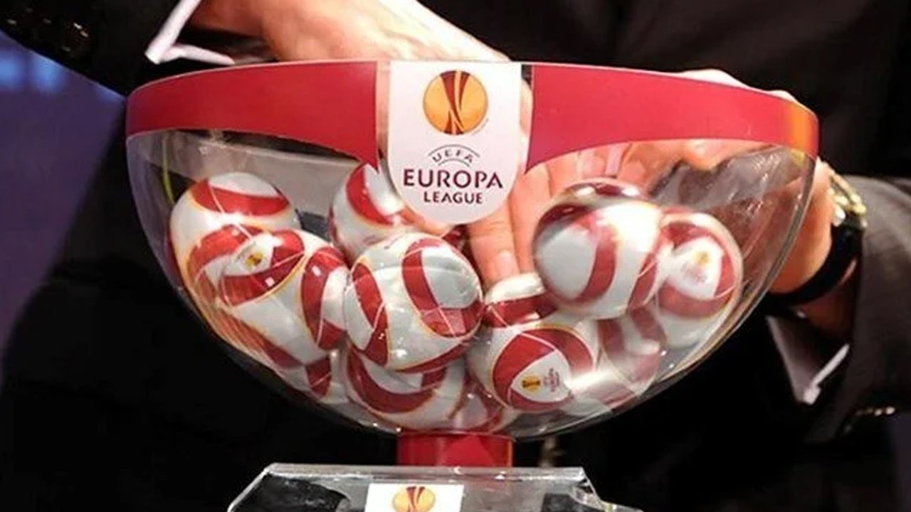 Galatasaray'ın UEFA Avrupa Ligi Play-Off Rakibi Sparta Prag: Heyecan Dorukta!
