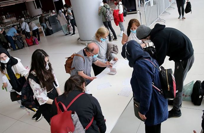 14 Gün İzolasyon Kararı Kaldırıldı, İşte O Açıklama!
