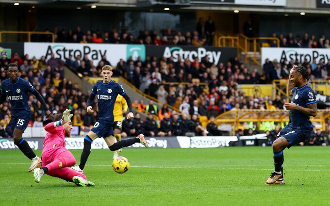 Chelsea'yi eski Galatasaraylı yıktı! Wolverhampton Londra ekibini 2-1 mağlup etti