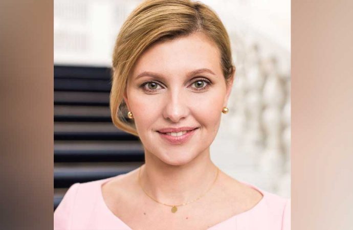 Ukrayna Devlet Başkan'ının eşi koronavirüse yakalandı