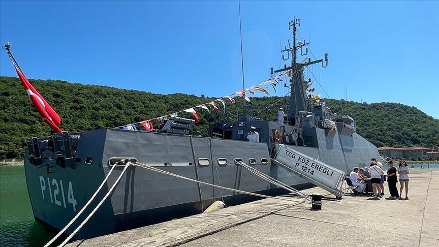 TCG Bartın, Mersin Kurtuluş Günü'nde Vatandaşları Ağırladı