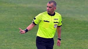 Galatasaray - Konyaspor maçında Alper Çetin!