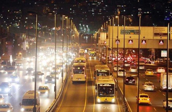 İETT gece seferlerine yeniden başlıyor