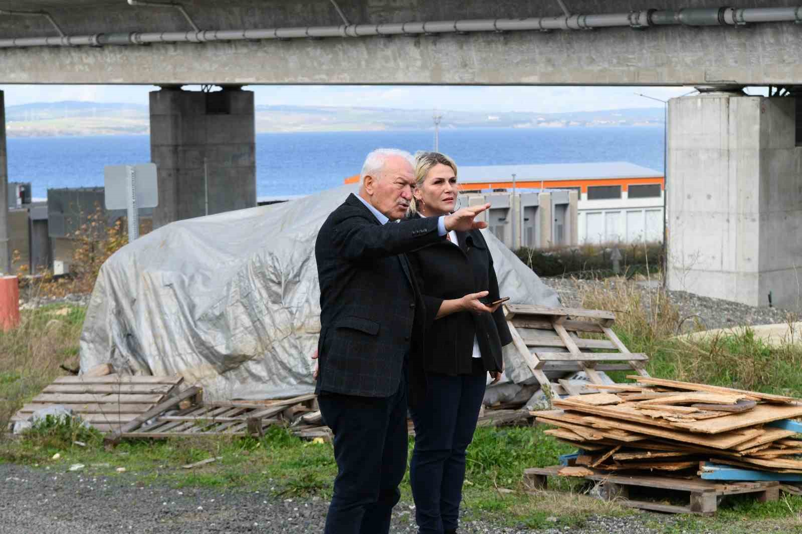 Çanakkale'de ihtiyaçlar dinlendi, çözüm geldi! İsyan ettiren o yolda asfalt çalışmaları başladı