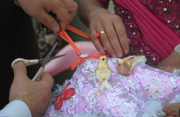 Yasağı ihlal edip nişan yapan iki aile ve 20 davetliye ceza uygulandı