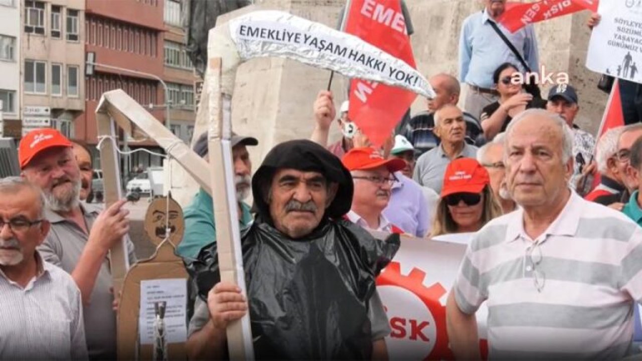 Fehmi Koru: Emekliler birkaç gün sonra maaşlarını aldıklarında nasıl sevinsinler