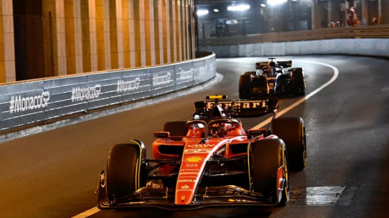 Jacques Villeneuve: Sainz beklemek isterken koltuksuz kalabilir