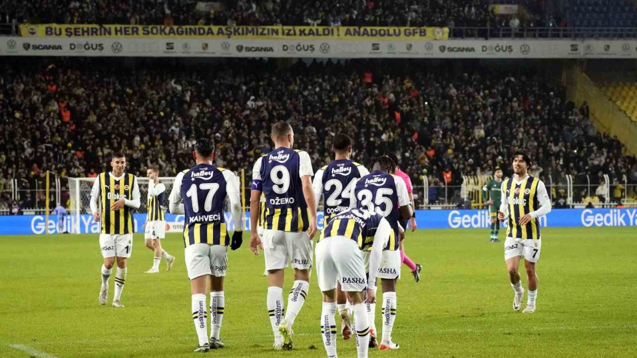 Fenerbahçe, 12 Günde İstanbul’da 4 Maça Çıkacak