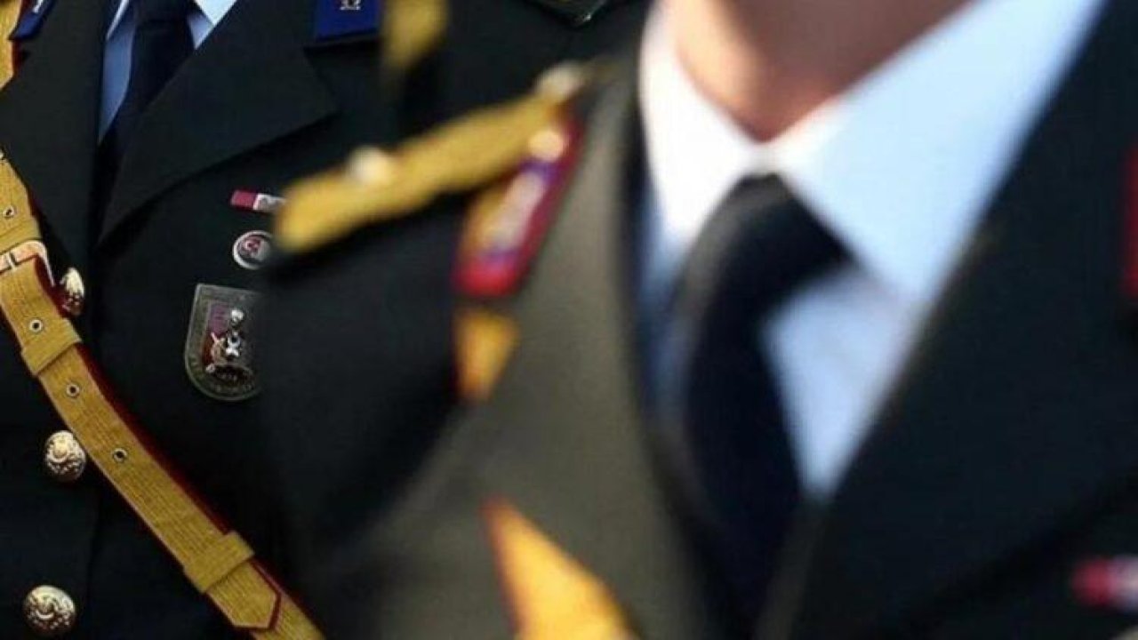 Piyade okulundaki Atatürk kavgasında teğmenlerden 30 saniyelik savunma