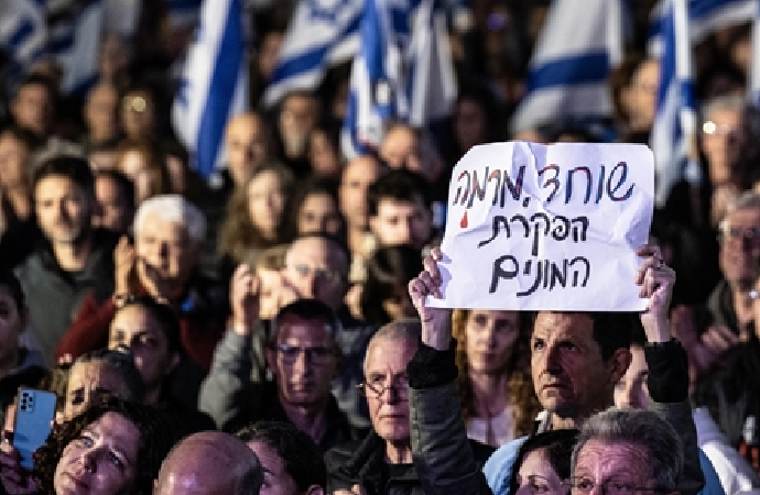 İsrail'de halk protestosu: “Seçimler için hemen bir tarih belirleyin”