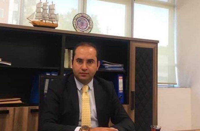 Gevaş Belediye Başkanına Bıçaklı Saldırı!