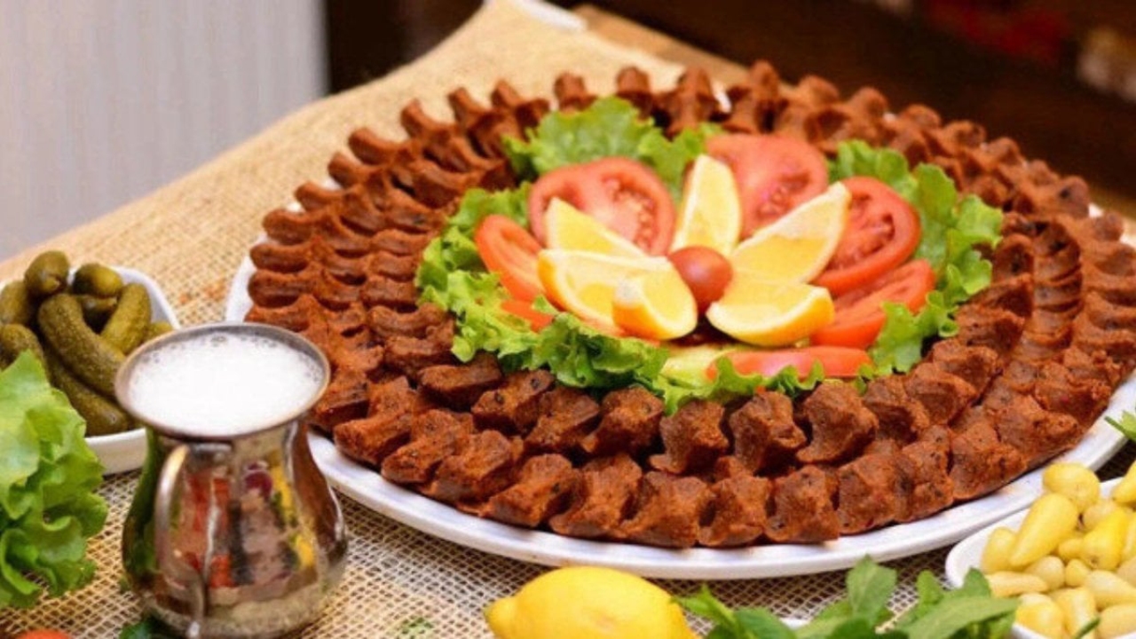 Şanlıurfa ve Adıyamanlılar kavgaya tutuşacak! Patentli lezzette tatlı çiğköfte rekabeti: En güzel çiğköfte ner