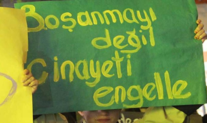 Silahlı saldırıya uğrayan kadın kendi kanıyla saldırganını ele verdi!