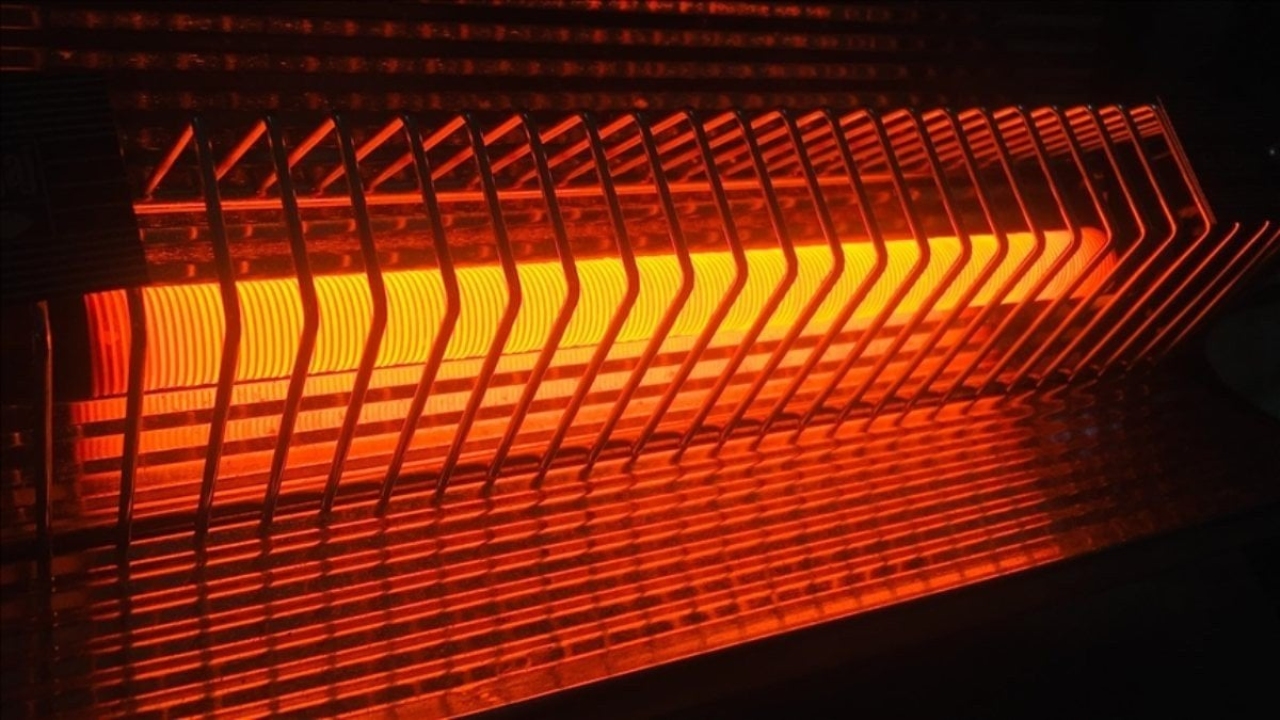 Elektrikli ısıtıcı kullananlar dikkat! En az kömür sobaları kadar tehlikeli: Bu hatalar ölüme kadar götürüyor