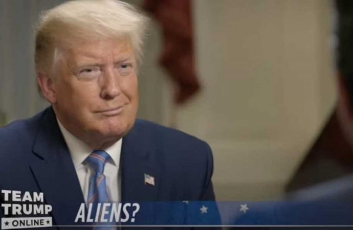 Trump uzaylılara sardı: Çok ilginç bilgilerim var