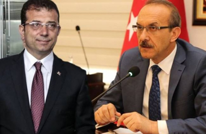 İmamoğlu'nu VIP bölüme almayan vali, camide VIP saf tuttu
