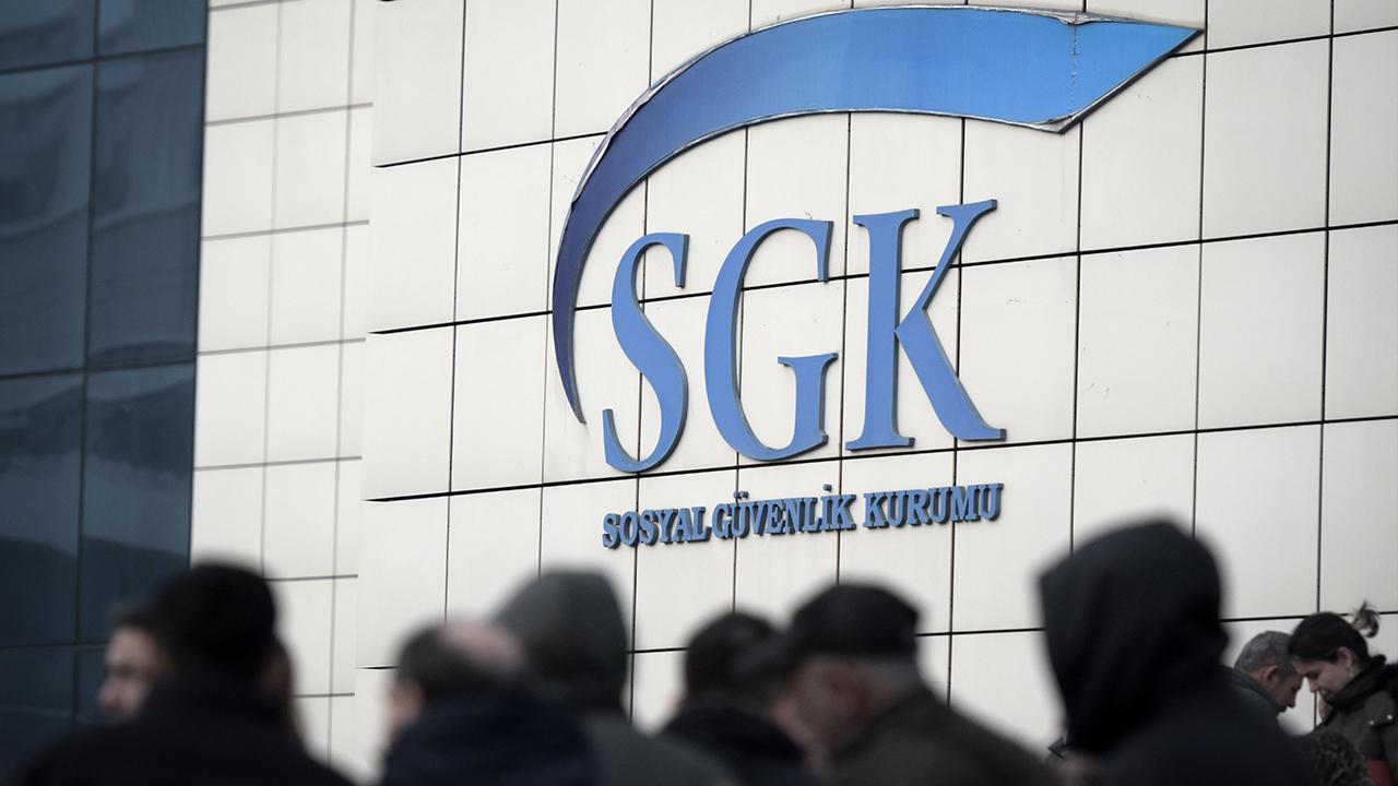 2024'te Yeni Bir Vergi Affı mı Geliyor? SGK Uzmanı Özgür Erdursun'dan Beklentiler