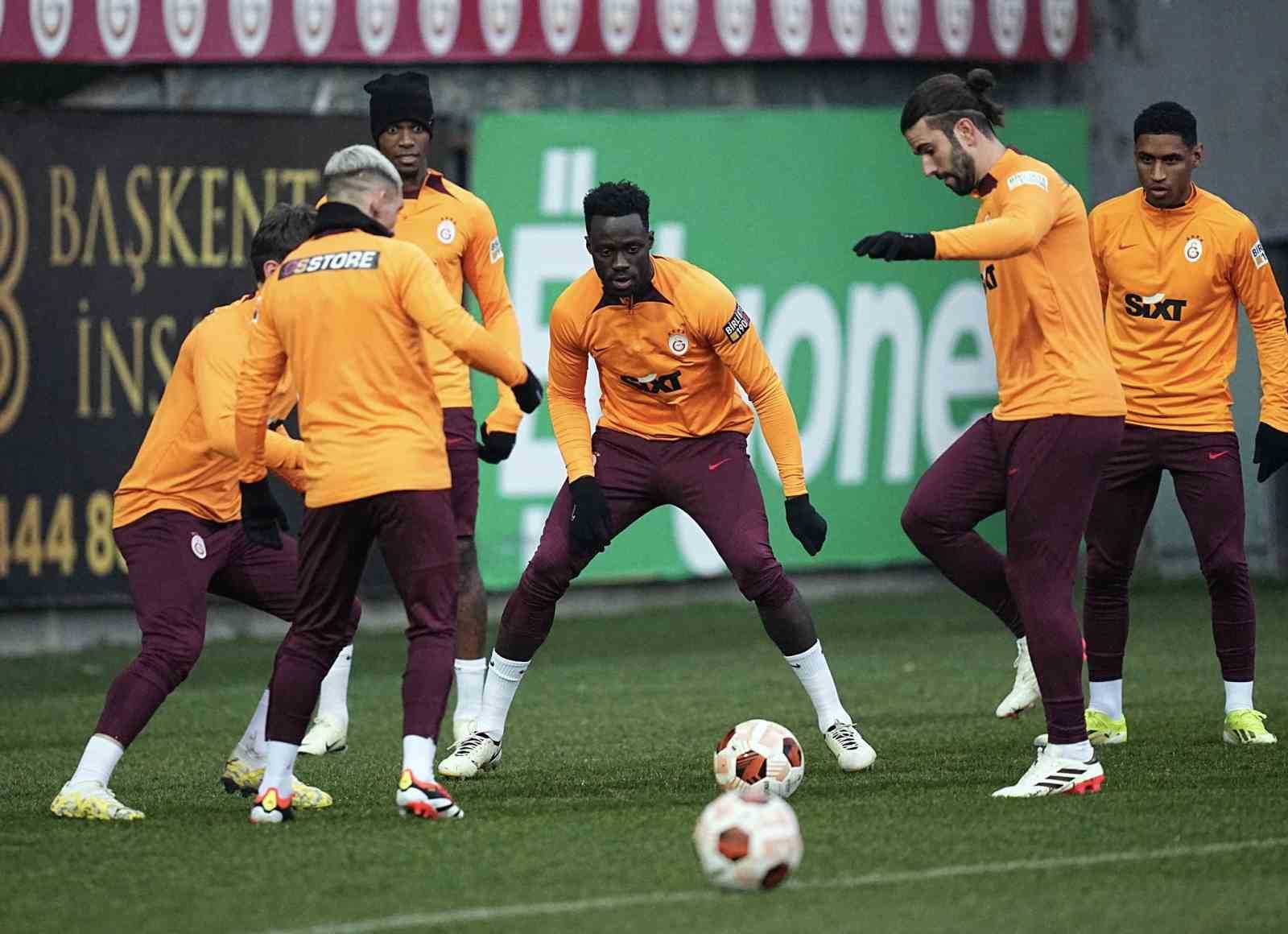 Galatasaray, UEFA Avrupa Ligi'nde Sparta Prag Maçı Hazırlıklarına Başladı