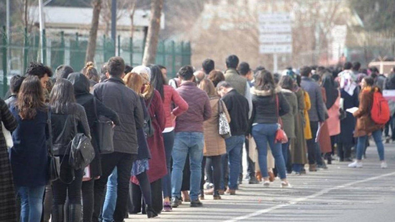 TÜİK istihdam verilerini paylaştı: İşsizlik oranı yüzde 8,8'e geriledi!