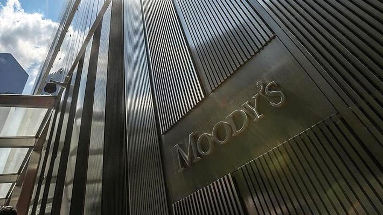 Moody's İsrail bankalarının kredi notunu düşürdü