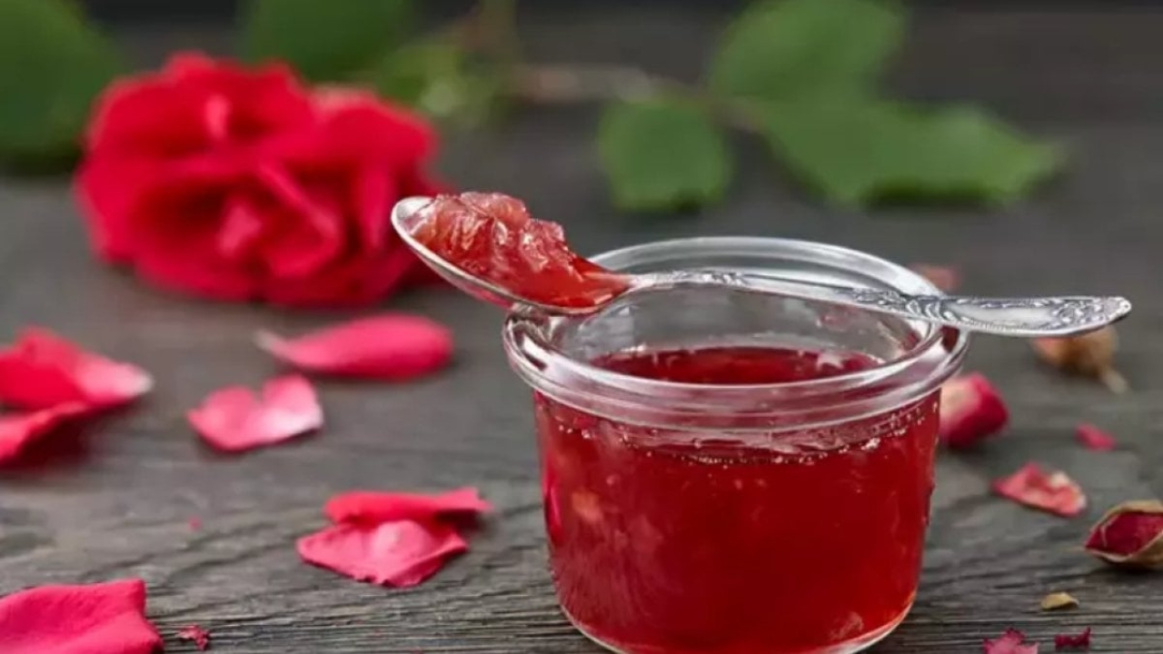 Gül Reçeli Tarifi: Lezzetin Zarafeti