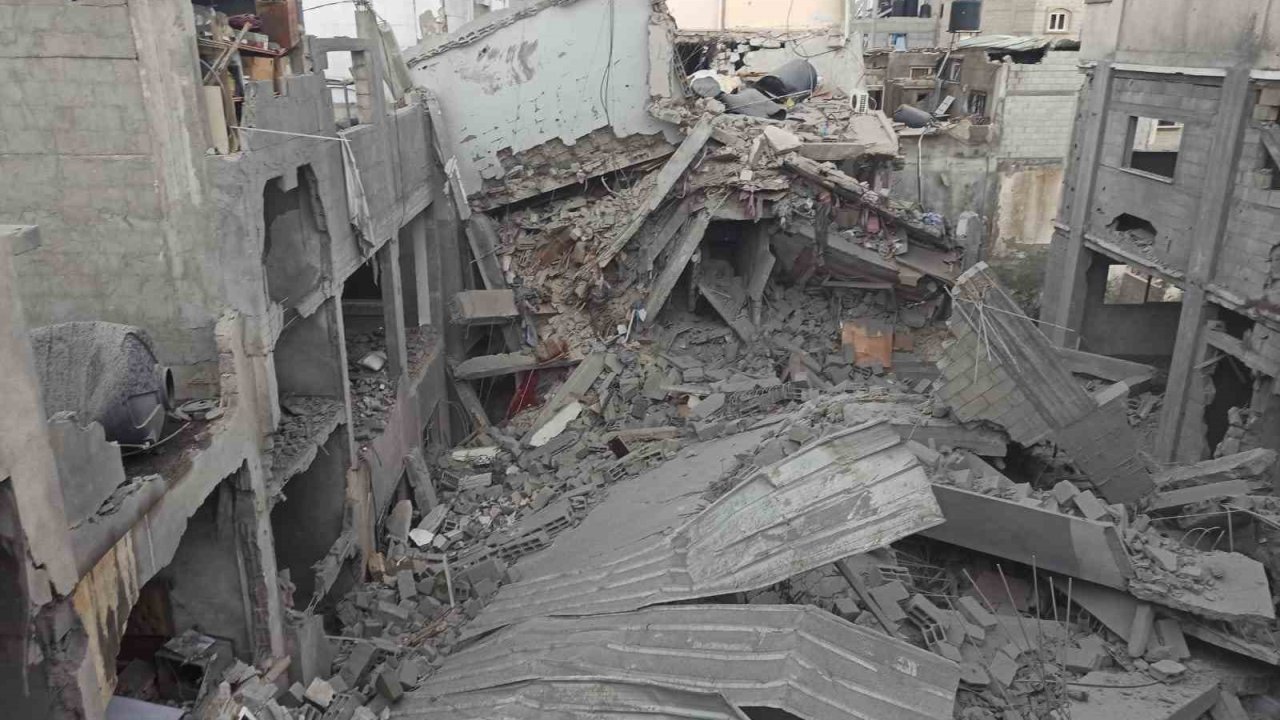 İsrail'in Maghazi Mülteci Kampı'na yönelik saldırısında 15 kişi yaralandı