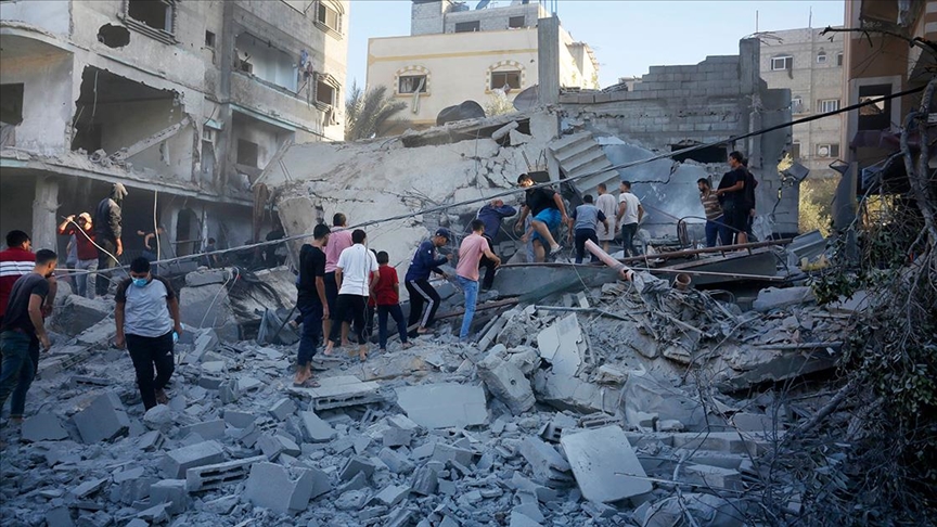 İsrail, 9 eve hava saldırısı düzenledi: 10 kişi hayatını kaybetti