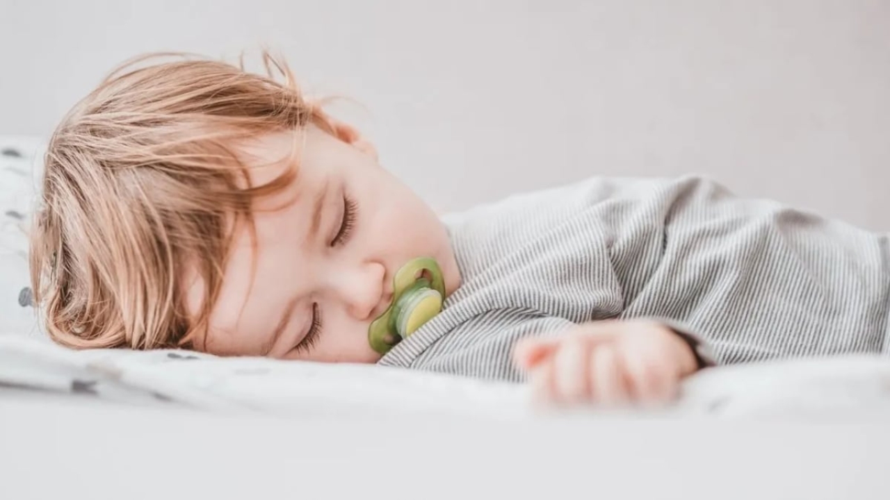 Ortodonti emzik nedir?