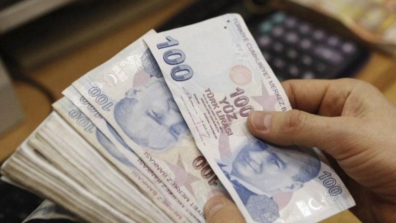 Emekliye Yapılacak Seyyanen Zam ve Bayram İkramiyesi İçin Yeni Gelişme! Miktar Değişiyor!