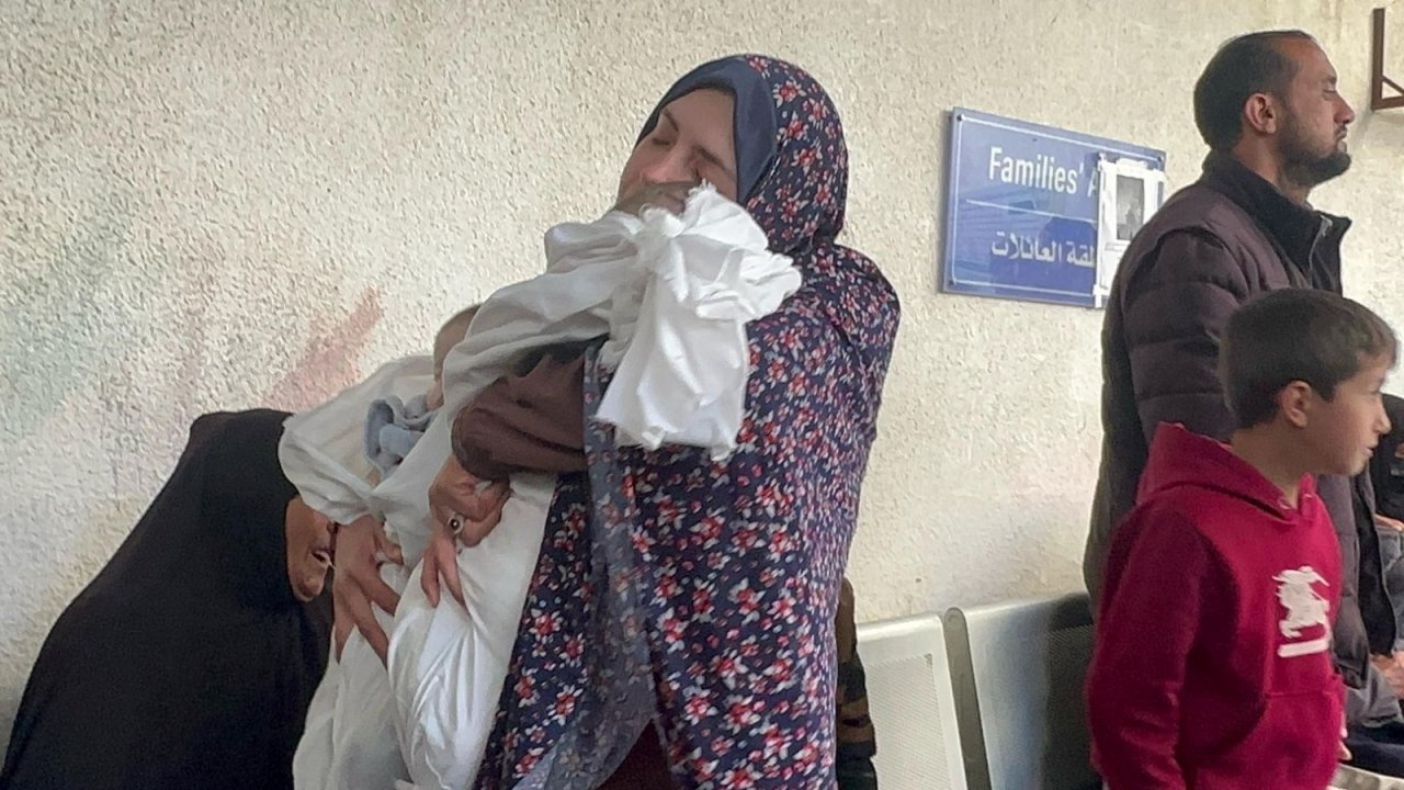 İsrail'in Gazze'ye saldırışının 151. günü: Toplam 13 bin 430 çocuk öldürdü