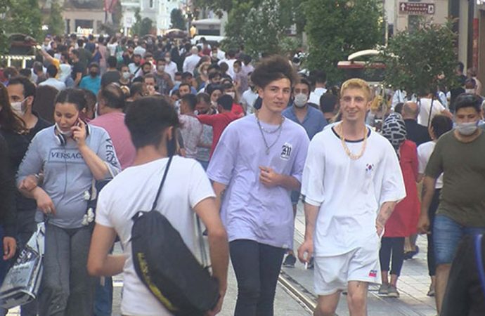 İstiklal caddesi eskiyi aratmıyor