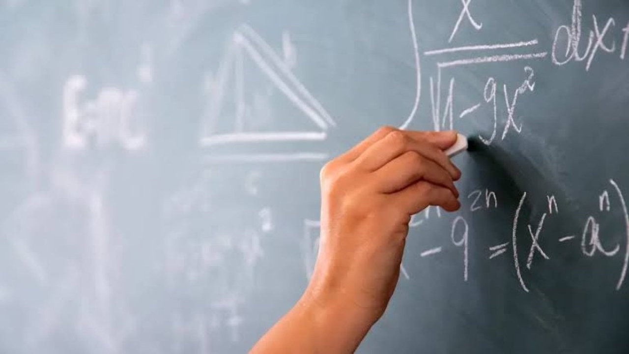 Matematik stresi sona eriyor! AYT, TYT, KPSS'de o konu müfredattan çıkıyor!