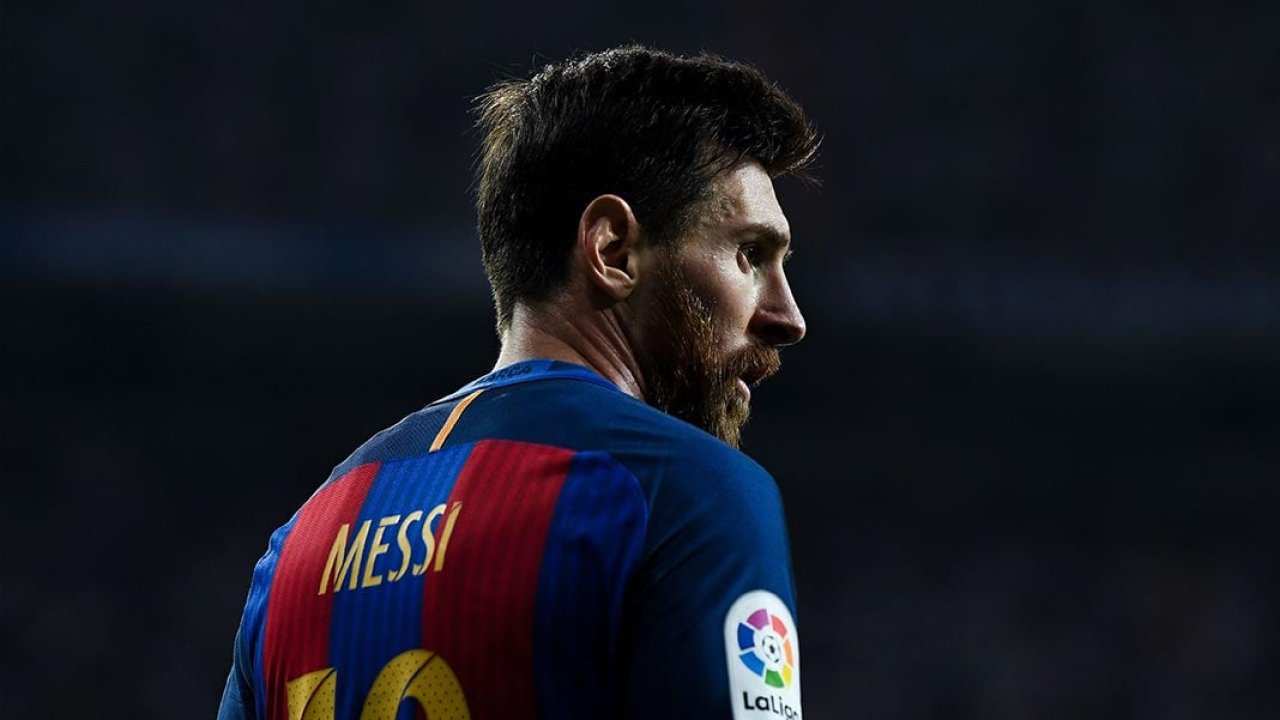 Hazine Gibi Peçete: Lionel Messi’nin İlk Sözleşmesi Satışa Çıktı!