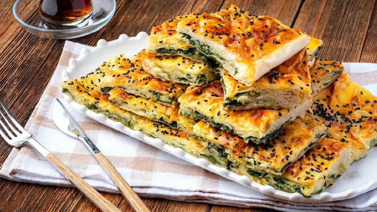 Canan Karatay’dan Sıra Dışı Kahvaltı Lezzeti: Ispanaklı Börek!