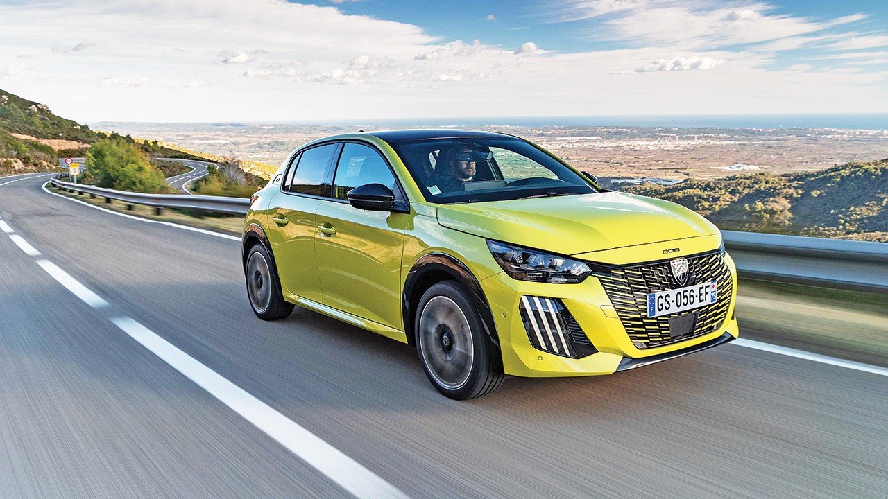 Fransız zarifliği yeniden tanımlanıyor: Yeni Peugeot 208 Türkiye'de