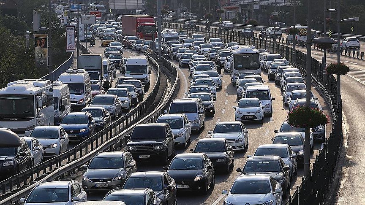 Trafik Sigortası Düzenlemesi İptal Edildi: Araç Satışlarında Sorumluluk Değişiyor