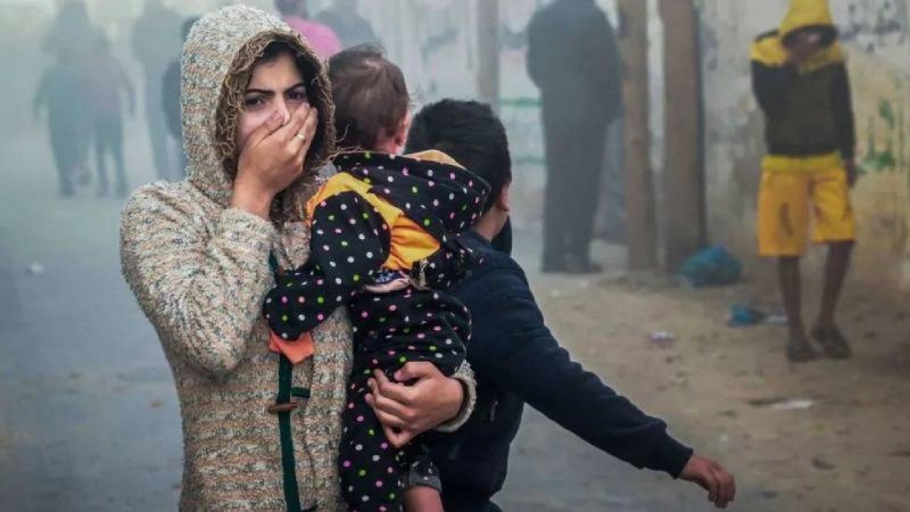 BAE ve Mısır, Gazze'nin kuzeyine 24 ton gıda ve tıbbi malzeme gönderdi