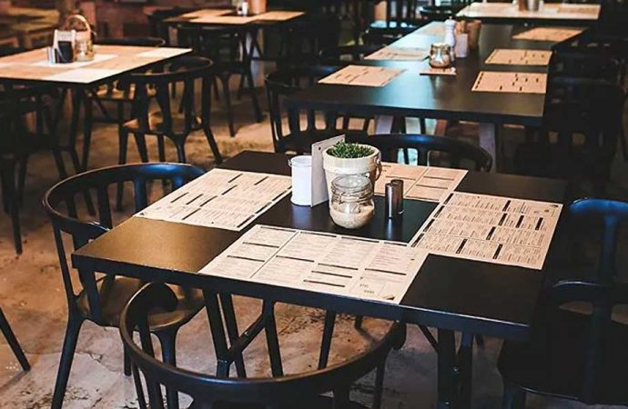 Tanınmış restoran devi binlerce kişiyi işten çıkaracak