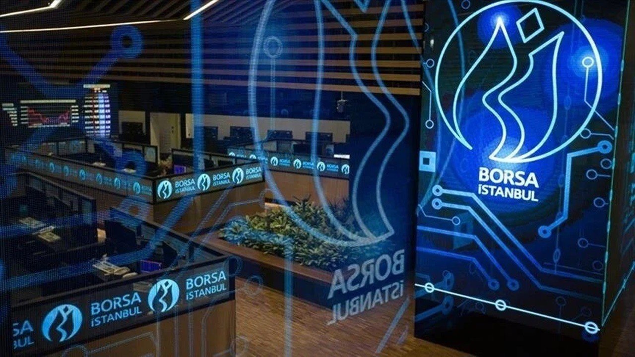 Borsa İstanbul'da BIST 100 Endeksi Açılışta Değer Kaybetti: Analistler Küresel Verilere Odaklandı