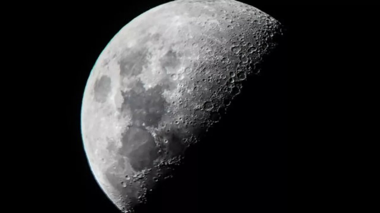 Ay'a Özel Zaman: NASA'nın Yeni Hedefi ve Artemis Misyonu Erteleniyor